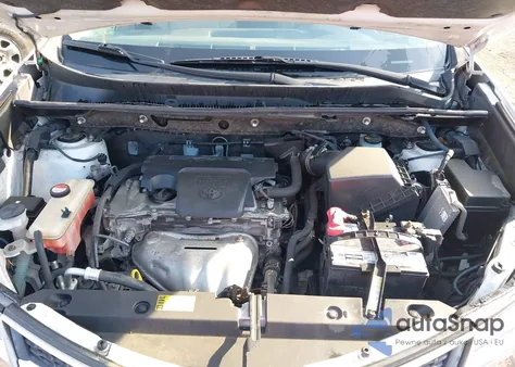 2014 Toyota Rav4 Xle z USA, uszkodzony, nr VIN JTMWFREV5EJ018450